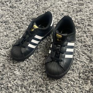 Gently worn toddler sneakers